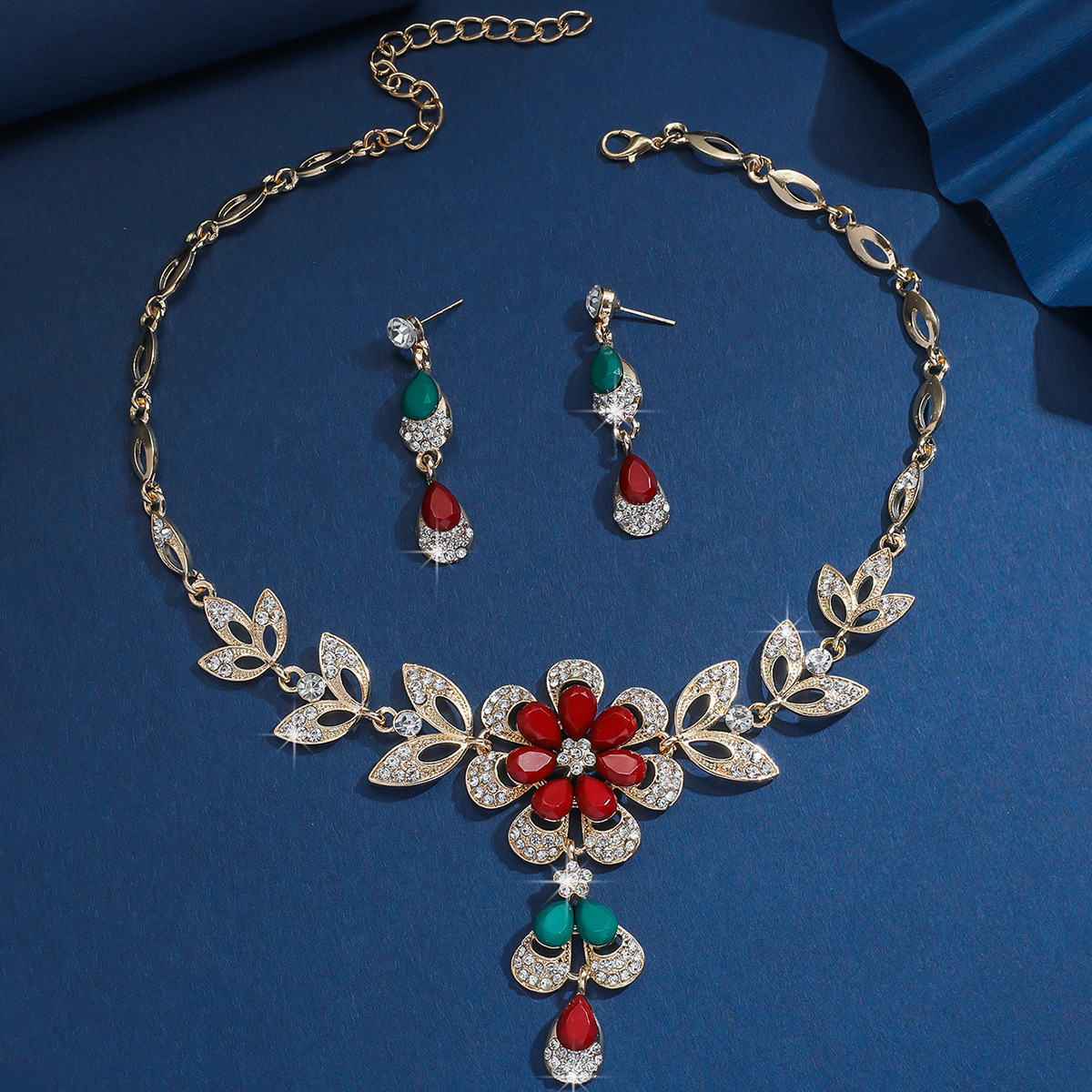 Vintage Floral Jewelry Set