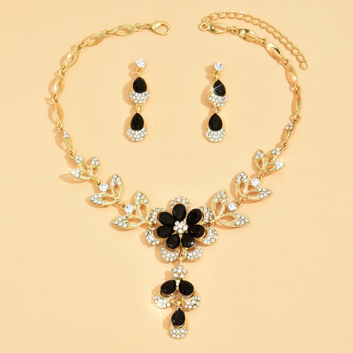 Vintage Floral Jewelry Set