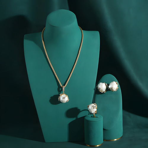 Pearl Jewelry Selection