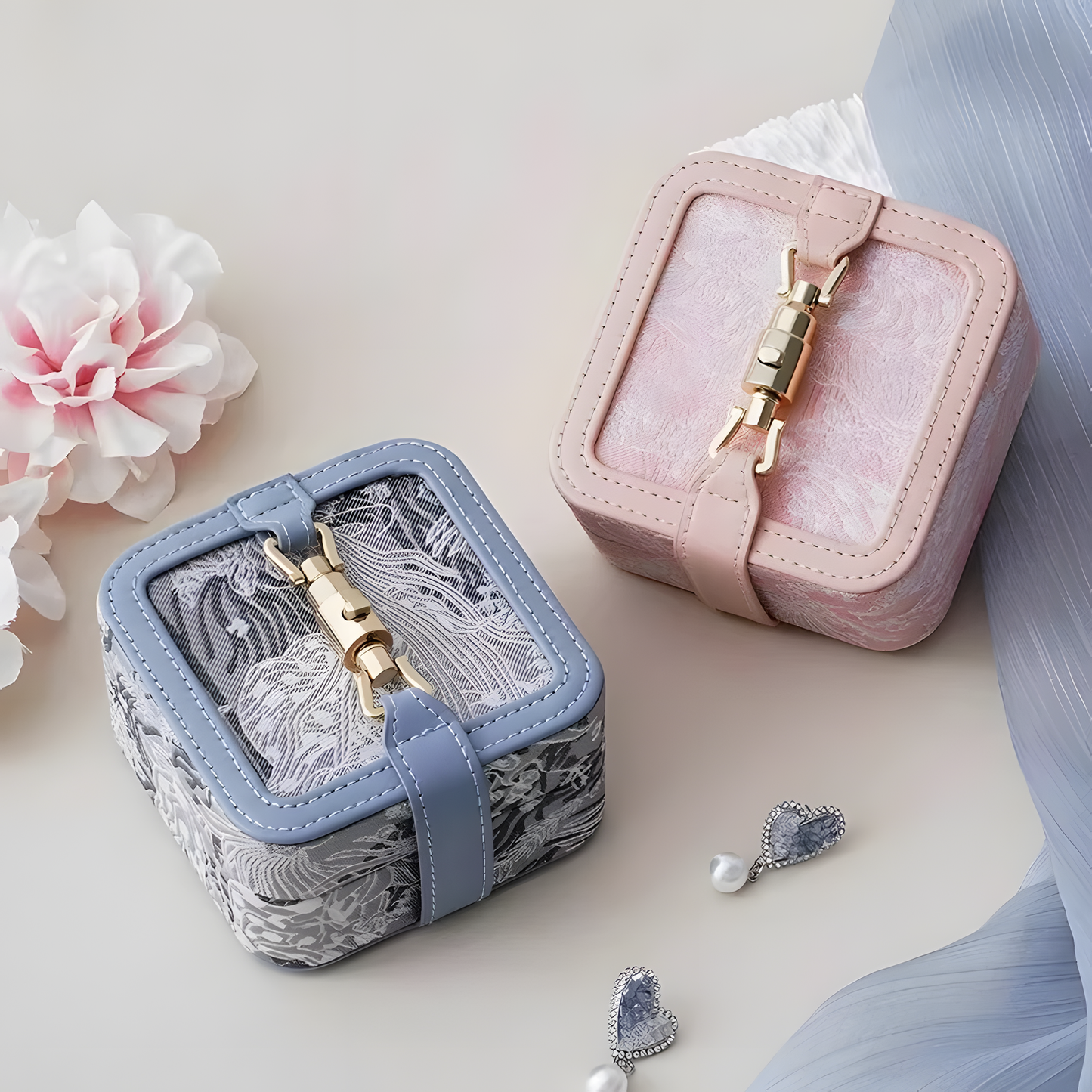 Jacquard Jewelry Case