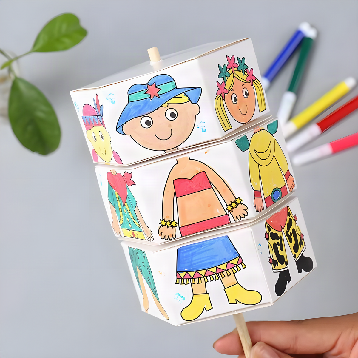 Rotating Dress-Up Coloring Craft