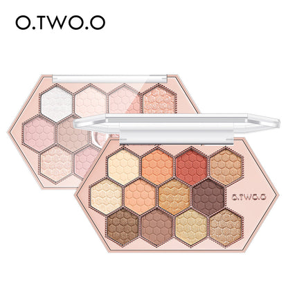 O- TWO. O Eyeshadow Palette
