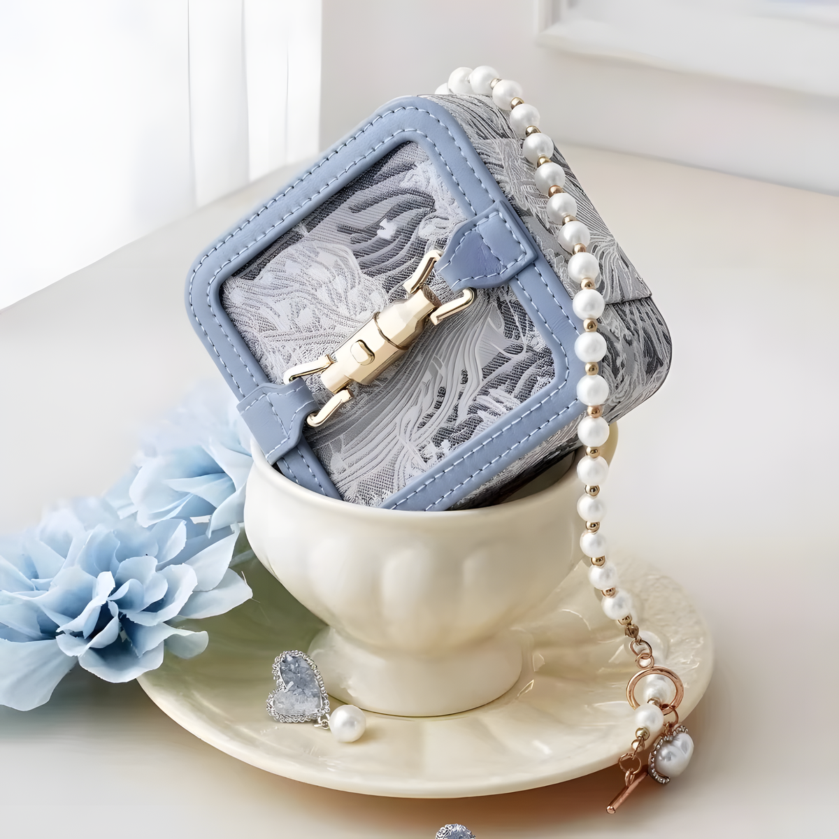 Jacquard Jewelry Case