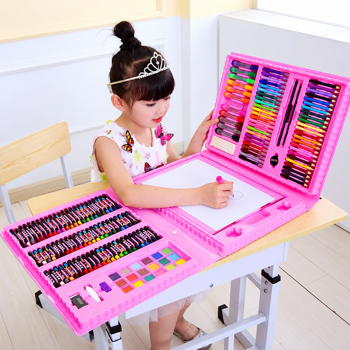 208-Piece Art Supply Case