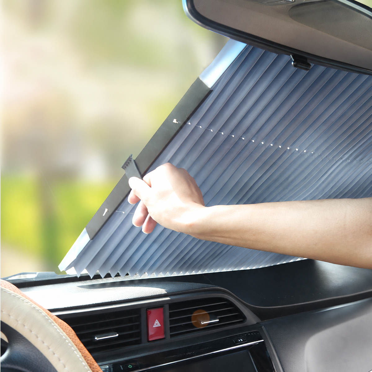 Retractable Windshield Sunshade
