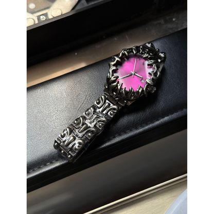 Claw-Shaped Fashion Watch