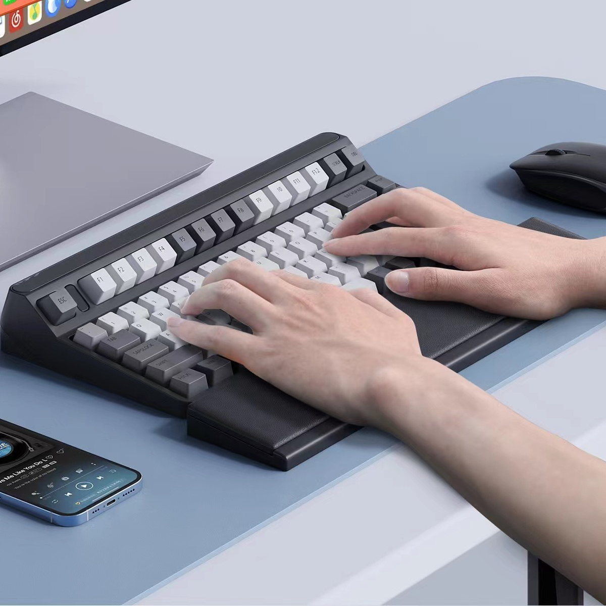 Keyboard Wrist Rest with Storage