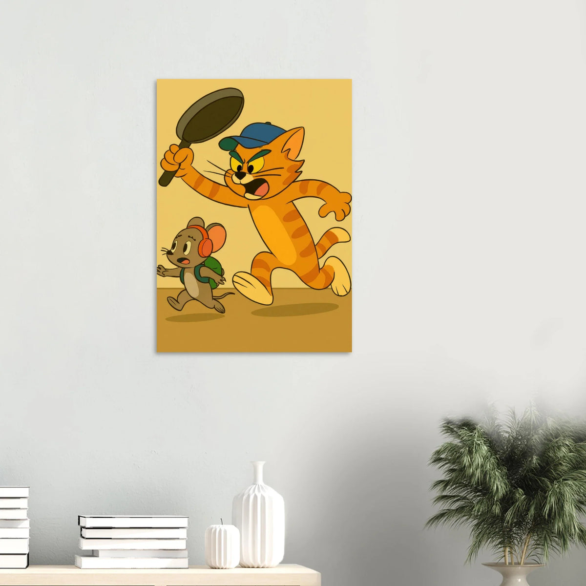 Katt Poster – Katt Jagar Mus med Stekpanna | Premium Halvblankt Papper