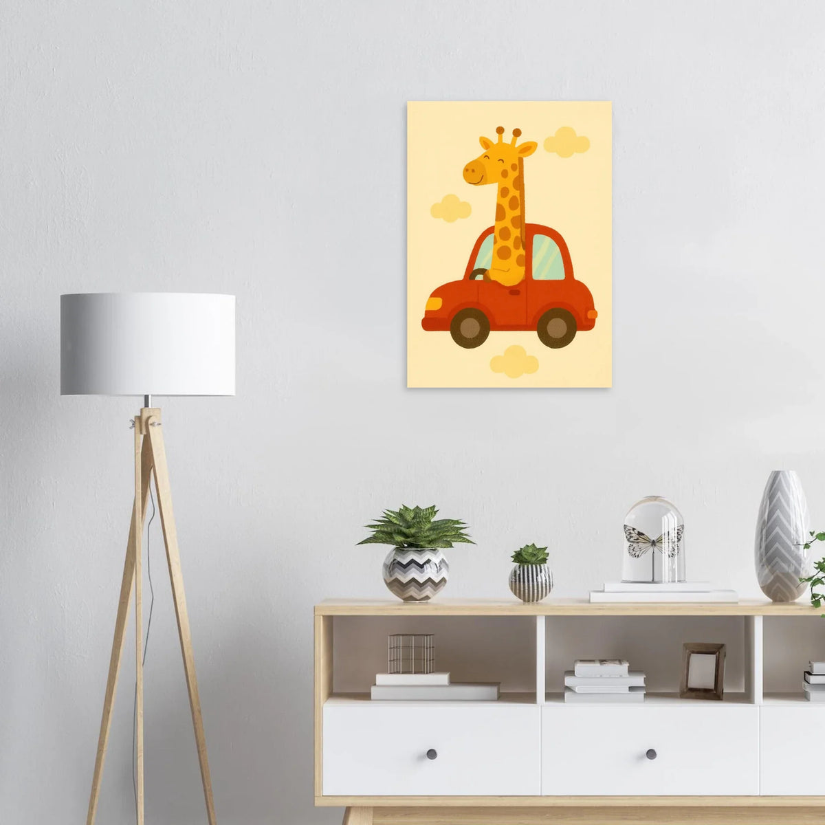 Giraff på Bil – Charmig Barnrumsaffisch
