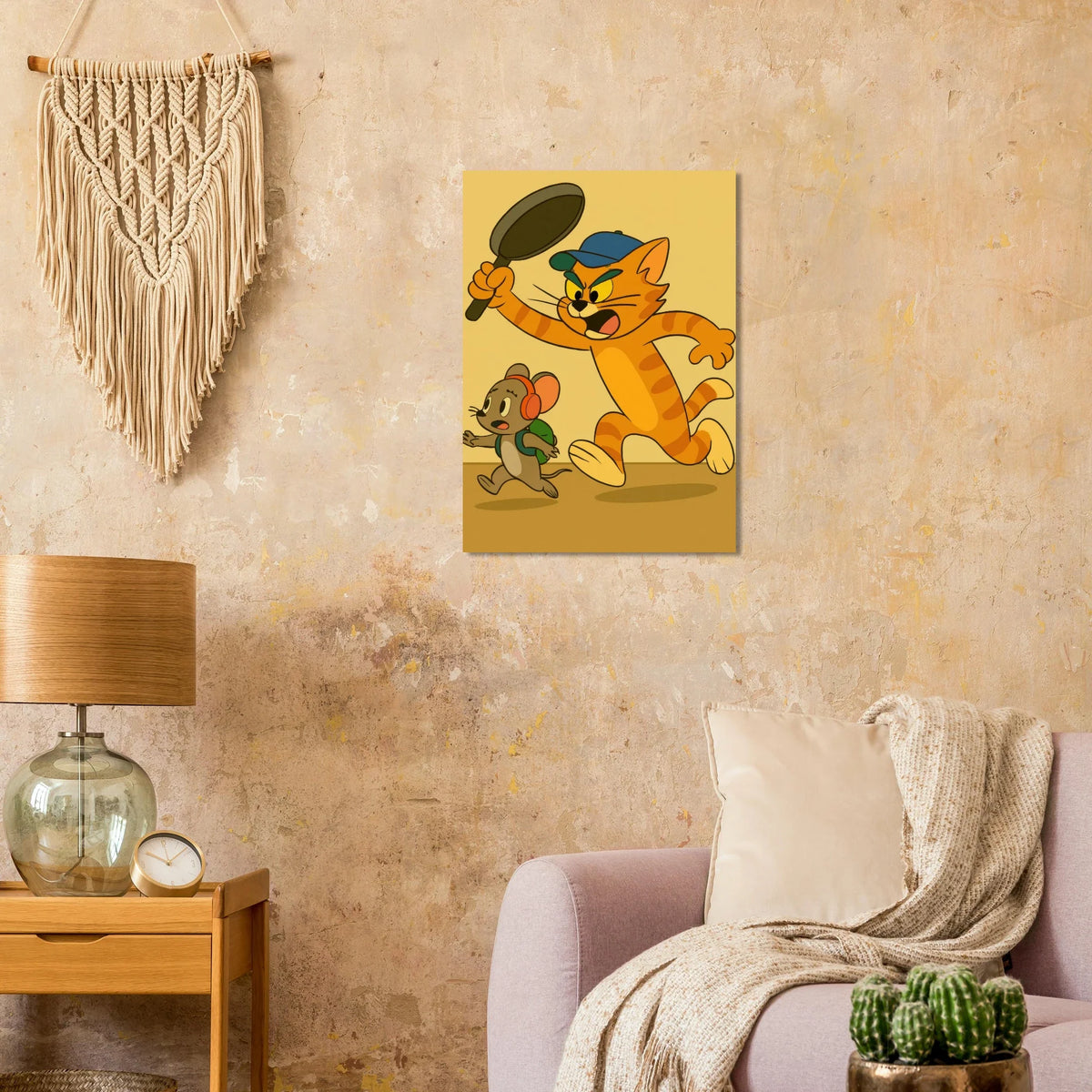 Katt Poster – Katt Jagar Mus med Stekpanna | Premium Halvblankt Papper