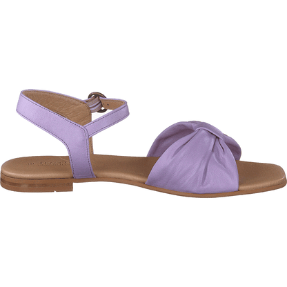 Madeleine Lilac