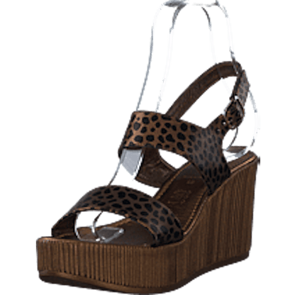 Leoonora5060 Light Chestnut