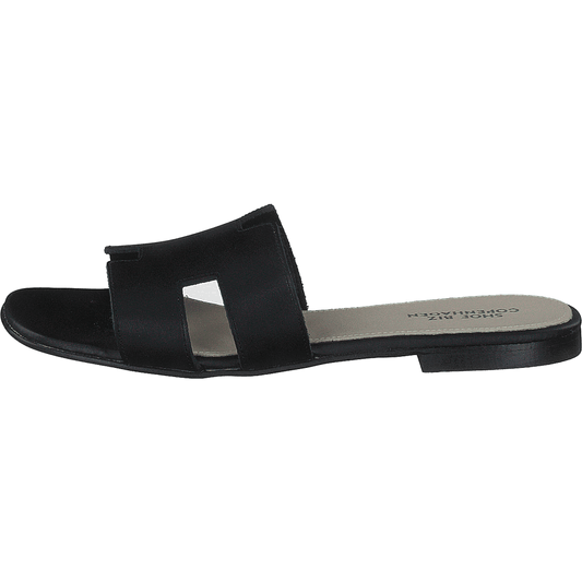 Claire Plain Black