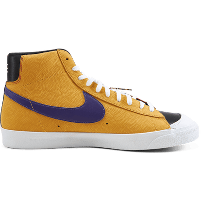 Nike Blazer Mid '77 Emb