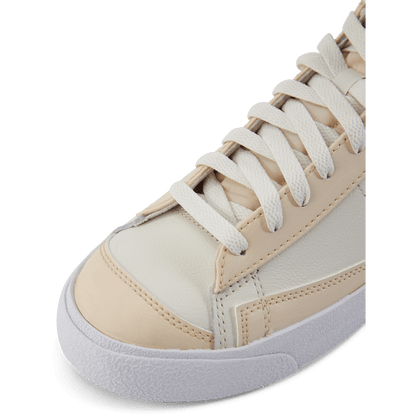 Blazer Mid '77 Emb