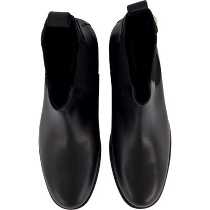 Th Stud Leather Low Chelsea Black