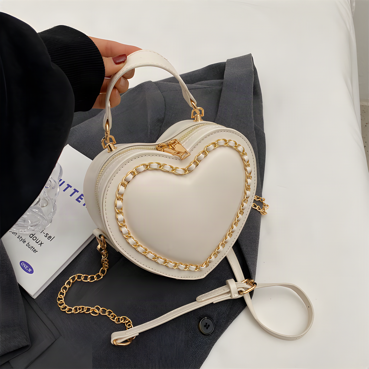 Heart Chain Shoulder Bag