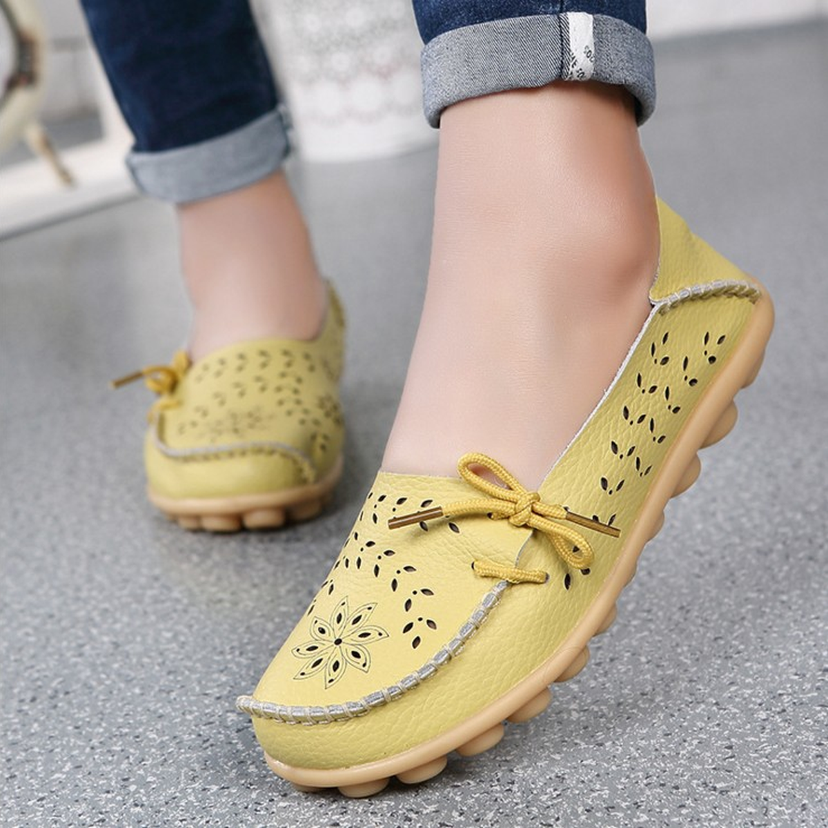 Women's Perforated Casual Shoes