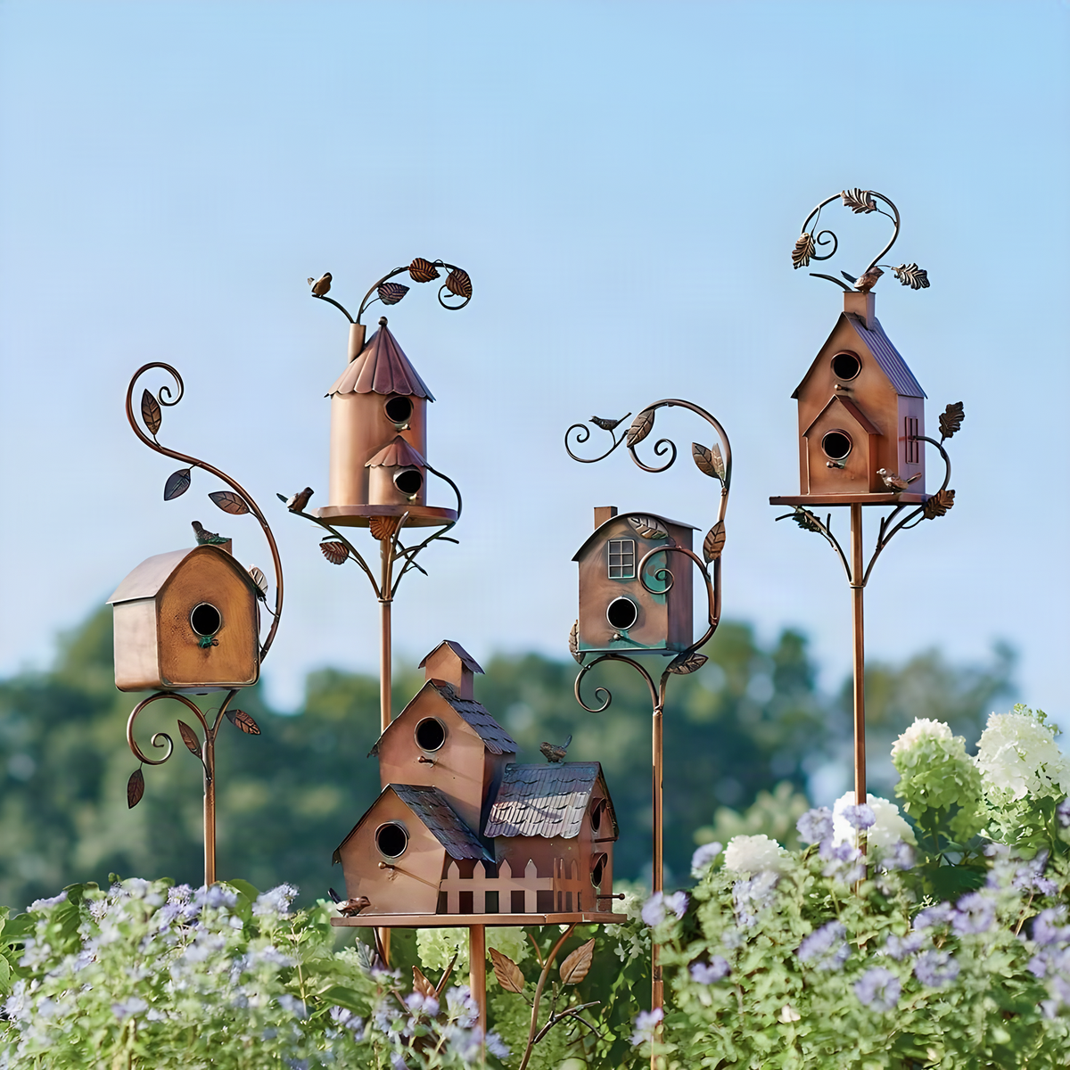 Metal Garden Birdhouse