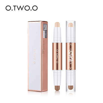 Radiant Modeling Highlight Concealer