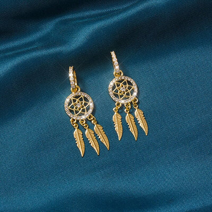 Drömfångare Örhängen Guld – Eleganta Smycken med Kristalldetaljer