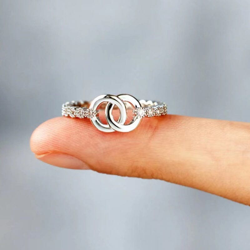 Ring Mamma & Dotter – Symbol för Ett Oslitbart Band