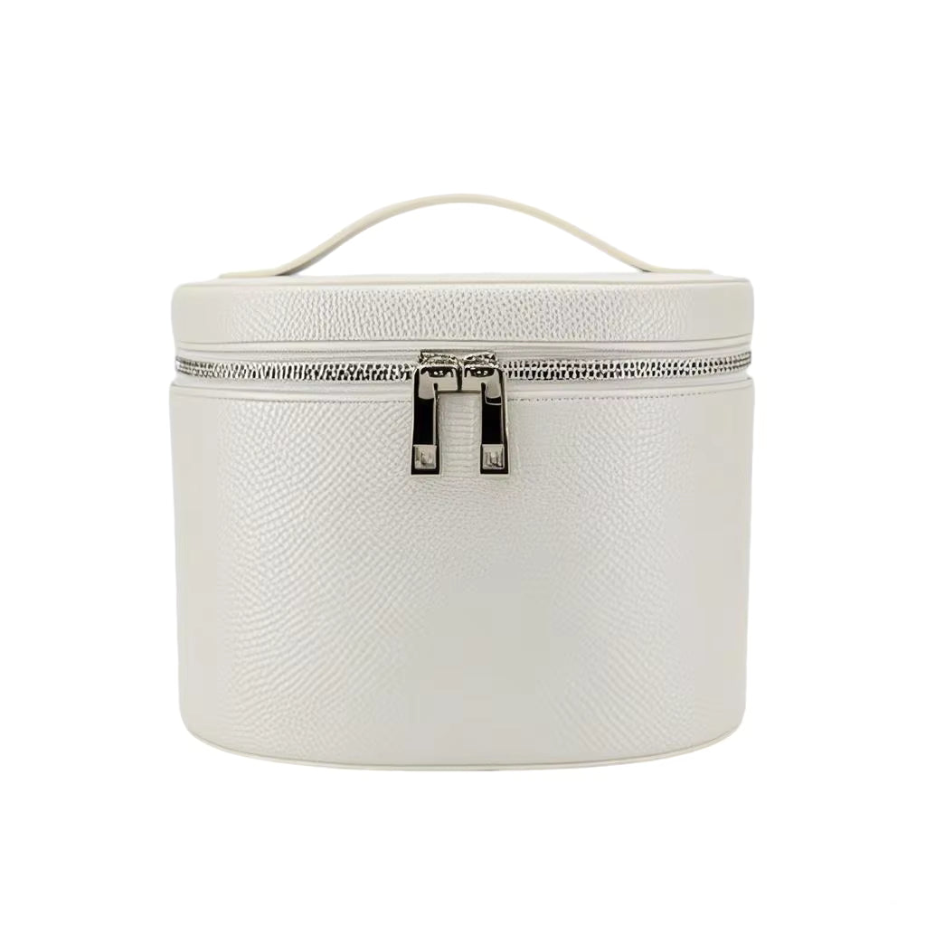Necessär i läderlook, lätt att rengöra