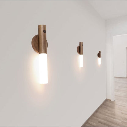 Smart närvarostyrd lampa med skymningsrelä - Uppladdningsbar och med ficklampsfunktion