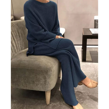 Stickad Set – Mysig Topp & Byxor för Hemma & Vardagen